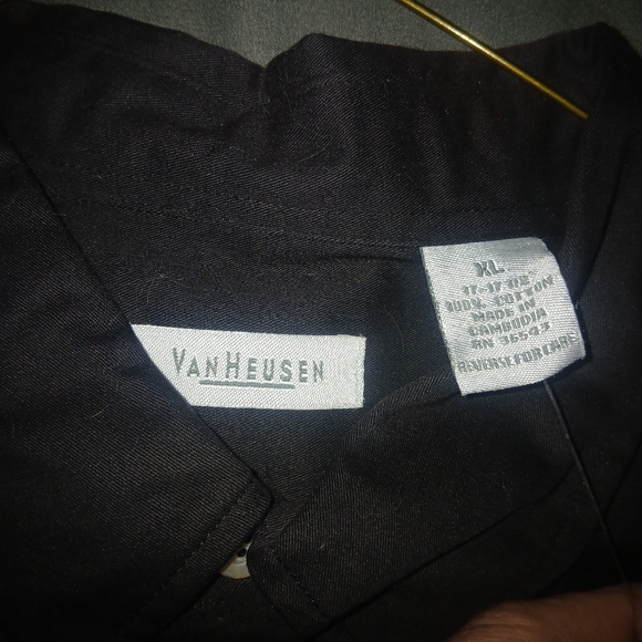 black vanheusen dress shirt - Picture 2 of 4